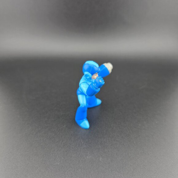 Bandai Mega Man Figure 2” Good Condition - Picture 5 of 9